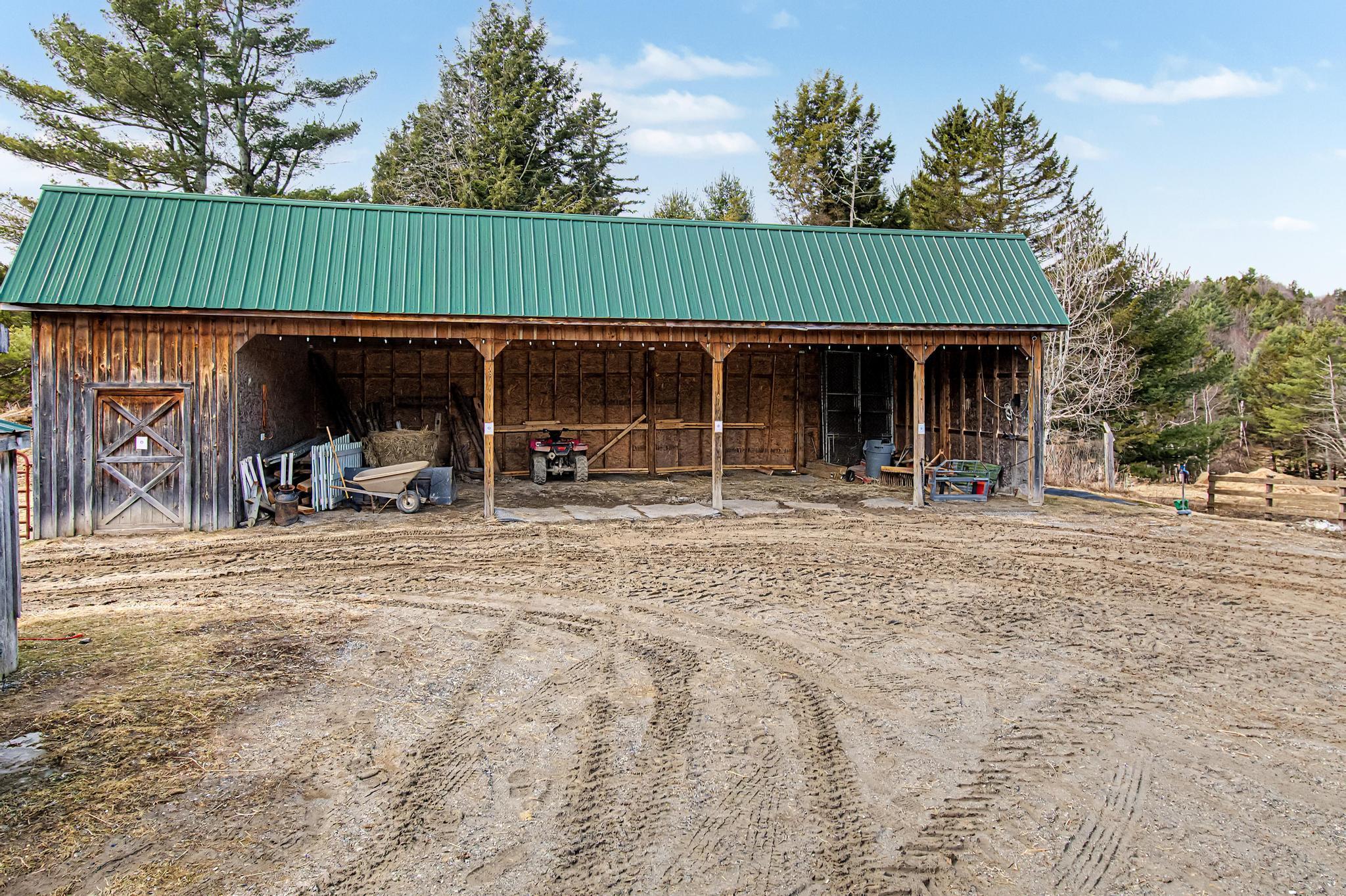 984 Pollander Road Cambridge, VT 05464 - Photo 7 of 56