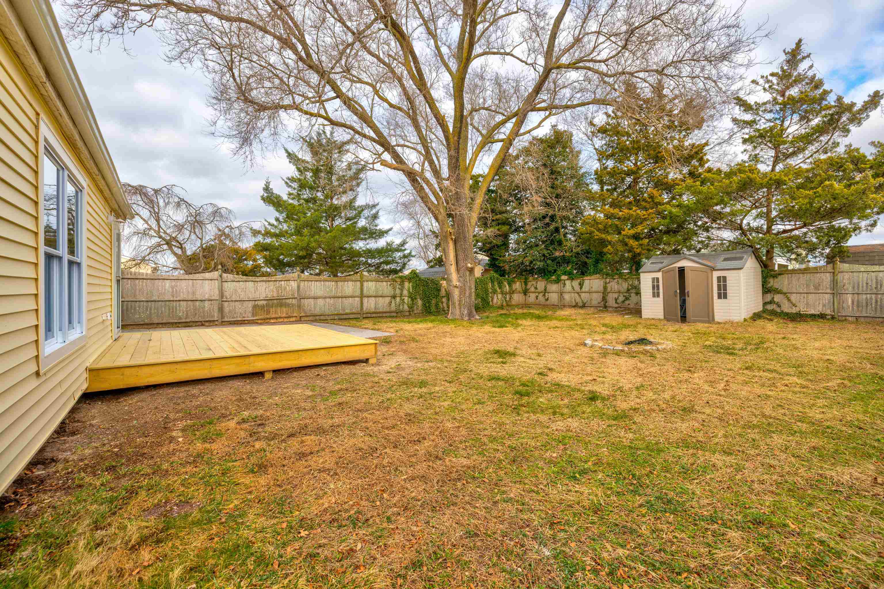 121 Broadway Villas, NJ 08251 - Photo 15 of 32 a view of swimming pool with an outdoor space