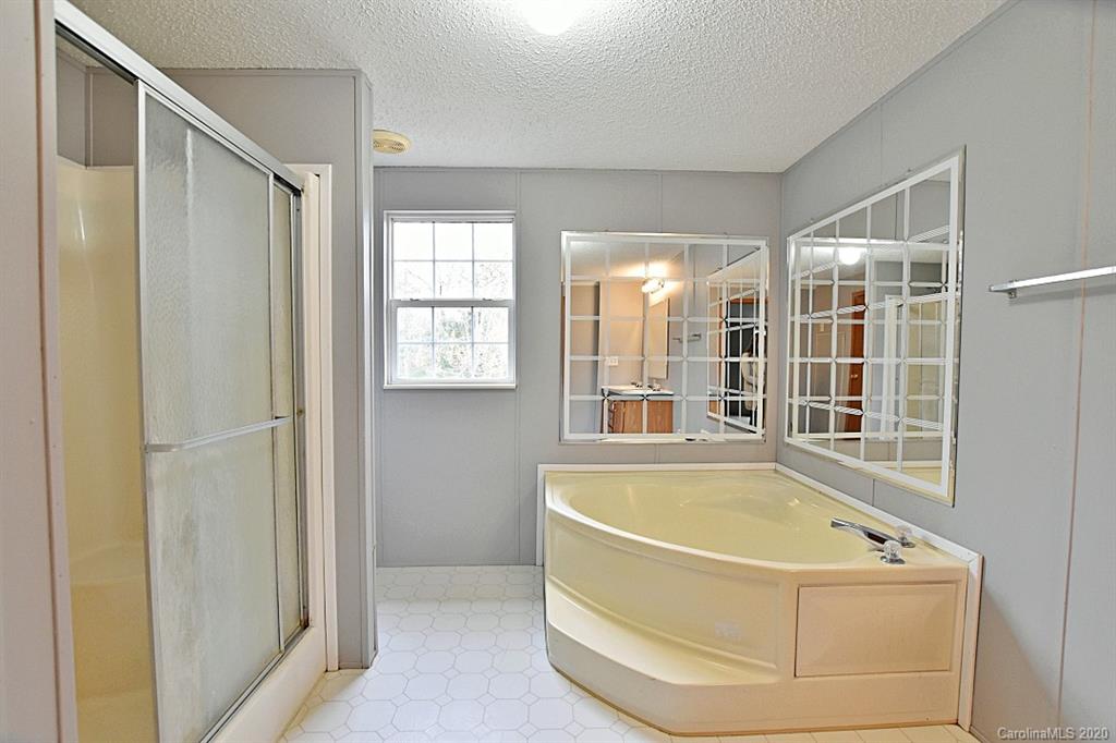 1837 Larchwood Road York, SC 29745 - Photo 14 of 21 Gallery Image 14