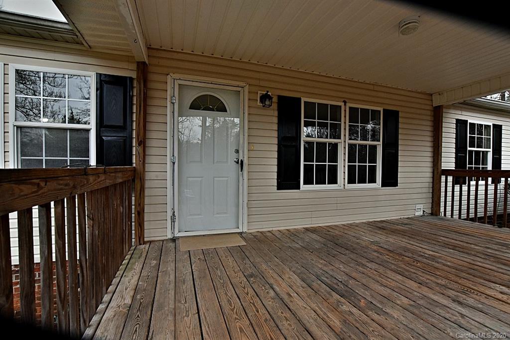 1837 Larchwood Road York, SC 29745 - Photo 3 of 21 Gallery Image 3