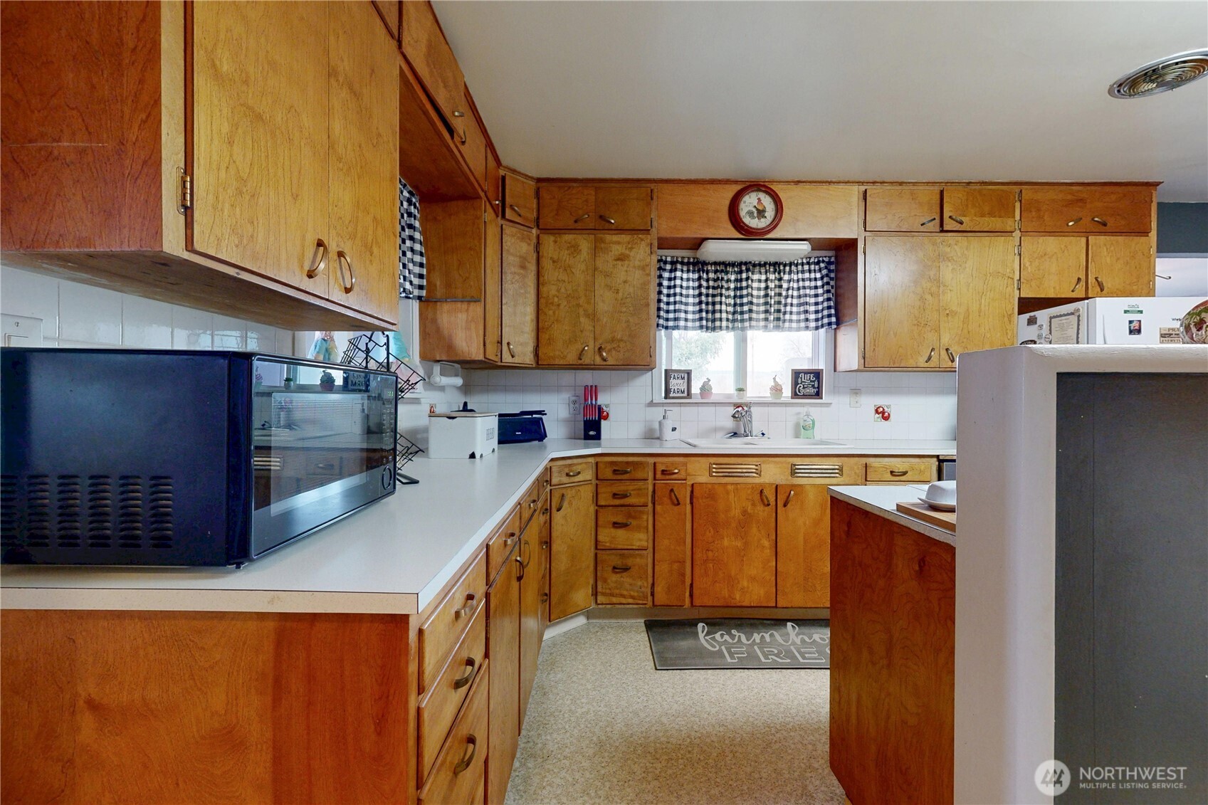 88448 Eastside Road Milton Freewater, OR 97862 - Photo 12 of 40 Gallery Image 12