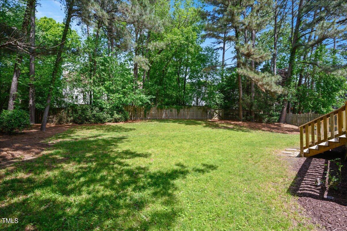 2005 Broadingham Court Raleigh, NC 27615 - Photo 23 of 27 06-- 6