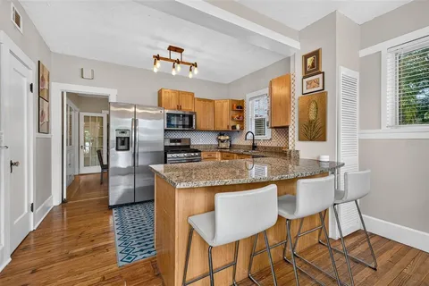 $1,100,000 | 775 28th Avenue North, St. Petersburg, FL 33704