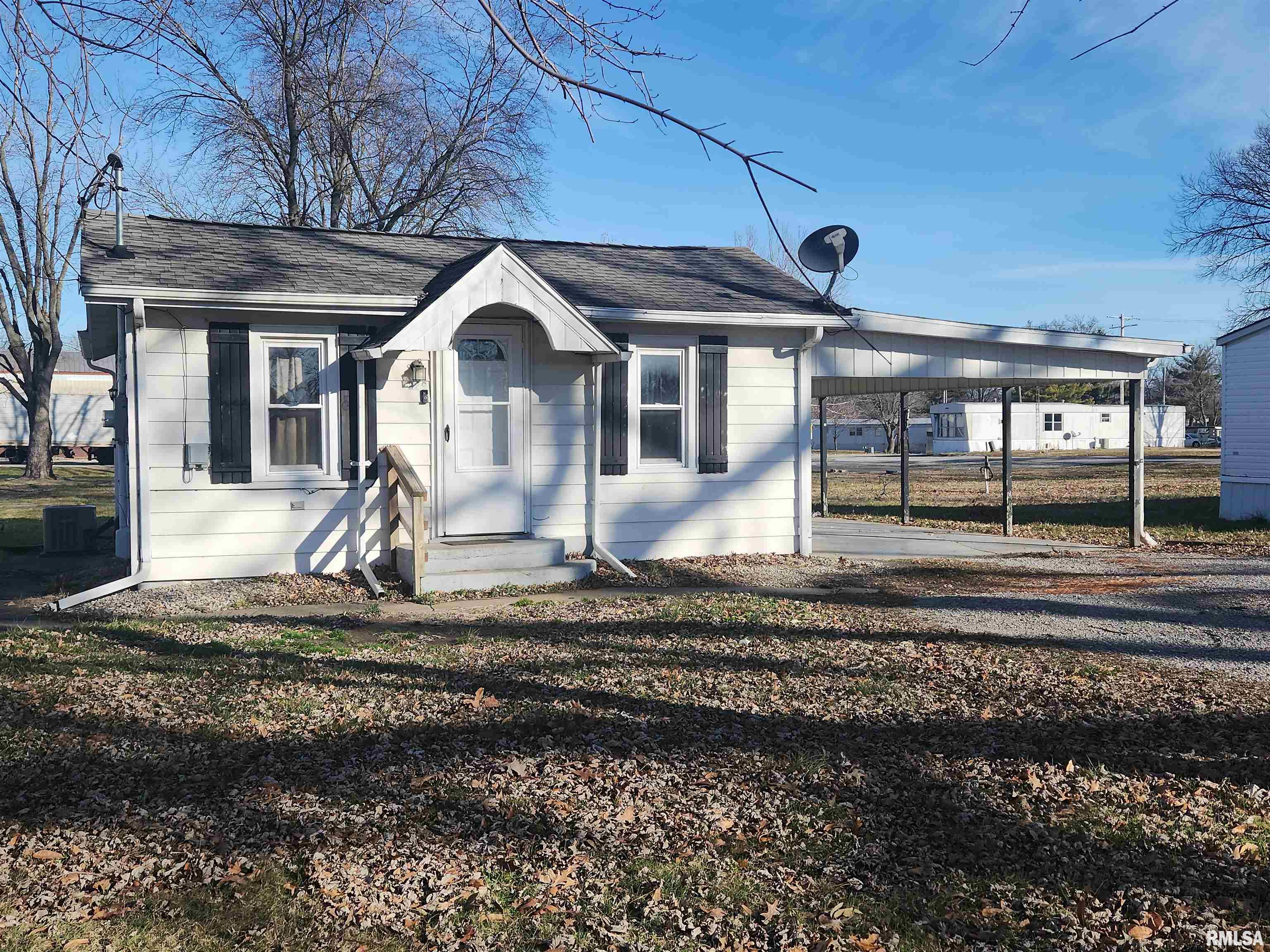 229 Fairground Road Pinckneyville, IL 62274 - Photo 1 of 19 Gallery Image 1