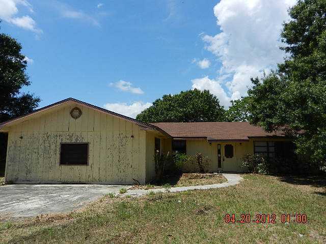 25710 Orange Fort Fort Pierce, FL 34945 - Photo 1 of 10 Primary Photo