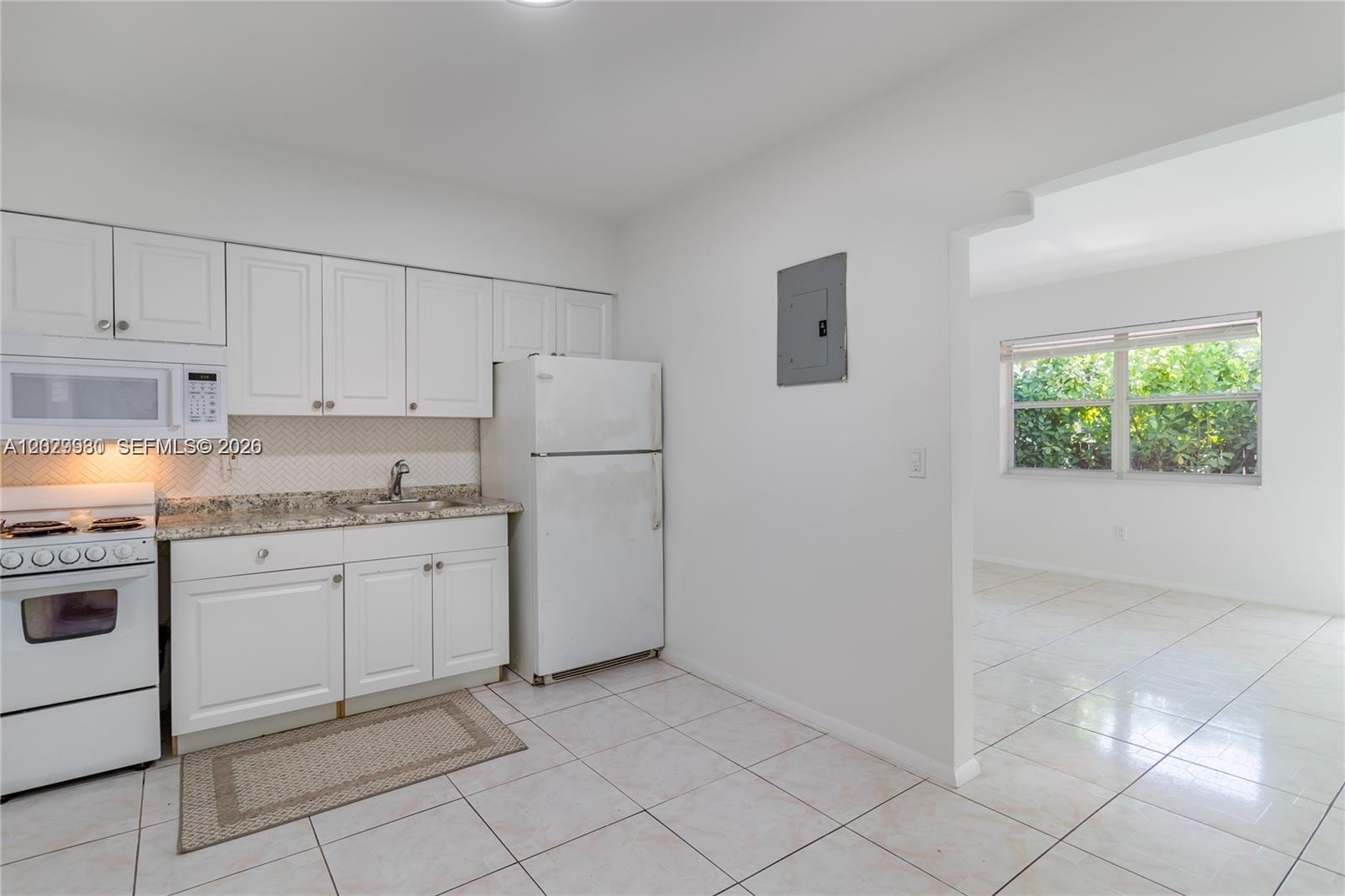 424 Northeast 64th Street, Unit 2 Miami, FL 33138 - Photo 12 of 12