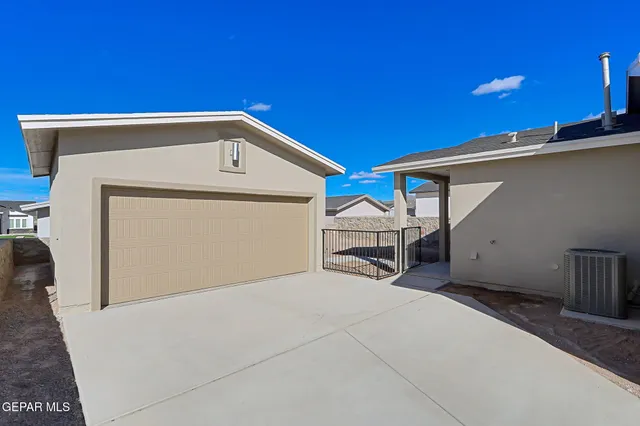 $264,400 | 3945 Perspective Street, El Paso, TX 79938