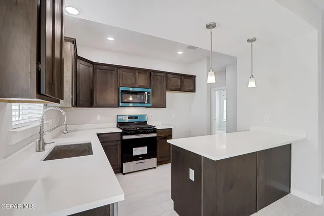 $264,400 | 3945 Perspective Street, El Paso, TX 79938