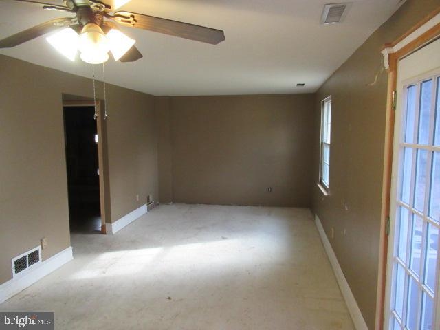 9321 Winands Road Randallstown, MD 21133 - Photo 14 of 28 FAMILY ROOM