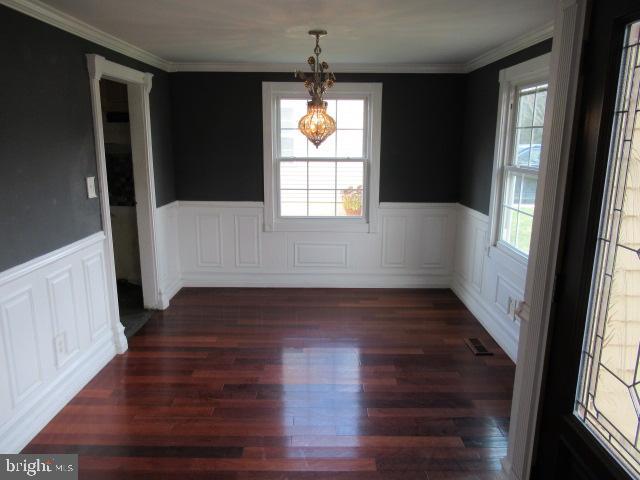9321 Winands Road Randallstown, MD 21133 - Photo 8 of 28 DINING ROOM