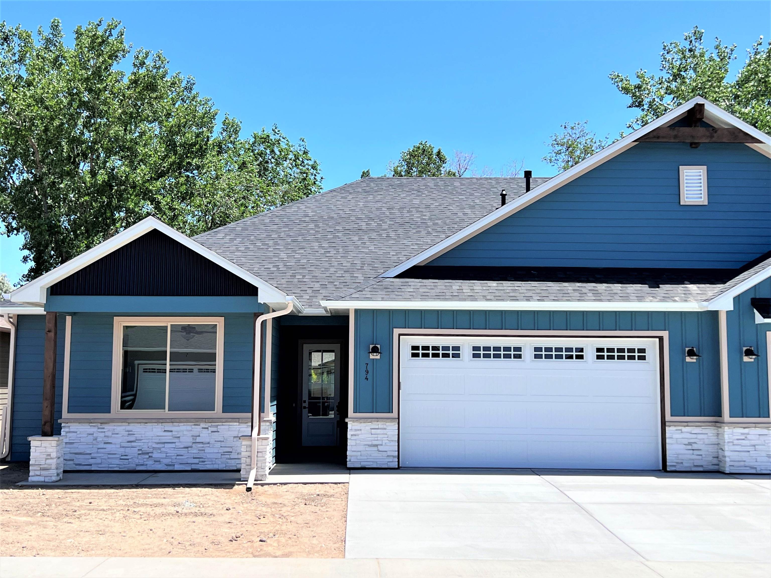 794 Spur Cross Road Grand Junction, CO 81505 - Photo 3 of 26 Gallery Image 3