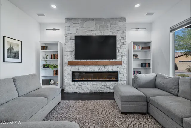 $993,000 | 2222 St Exupery Drive, Phoenix, AZ 85086