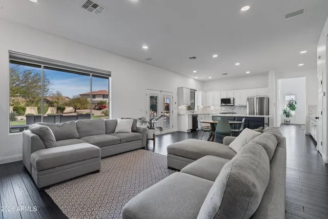 $993,000 | 2222 St Exupery Drive, Phoenix, AZ 85086