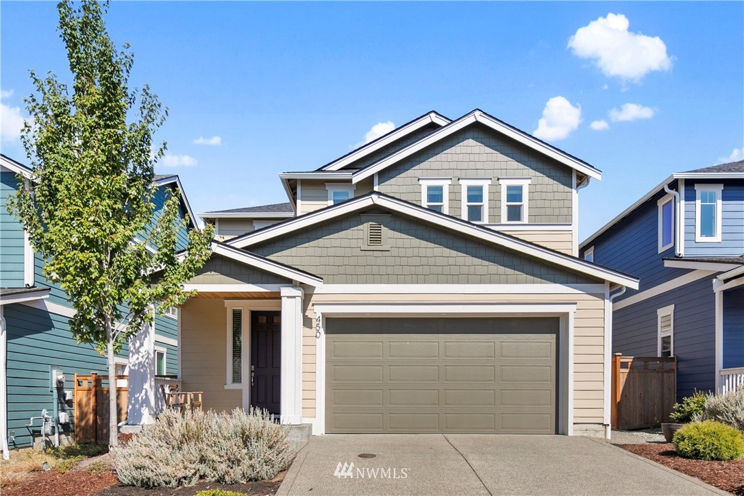 450 Southwest 111th Street Seattle, WA 98146 - Photo 2 of 22 Gallery Image 2