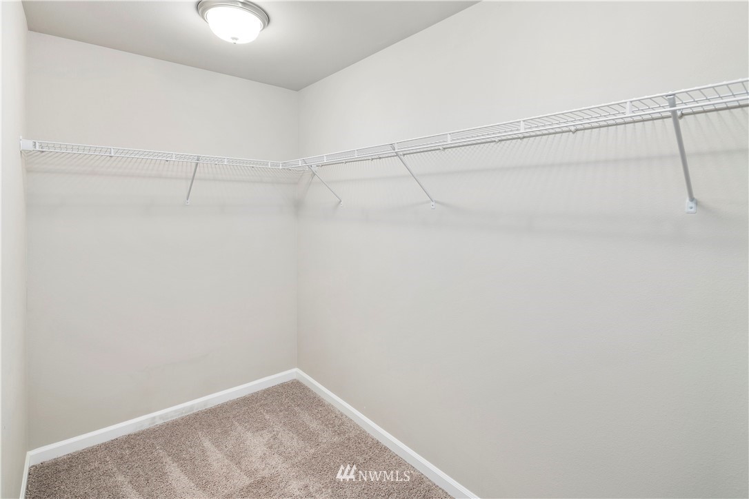 450 Southwest 111th Street Seattle, WA 98146 - Photo 14 of 22 Gallery Image 14