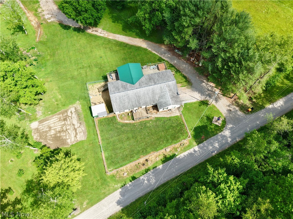 78560 Kinsey Orchard Road Freeport, OH 43973 - Photo 3 of 43