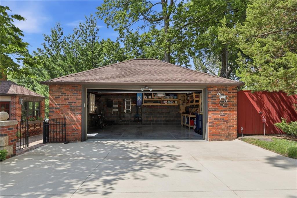 1141 Valentine Road Kansas City, MO 64111 - Photo 41 of 53