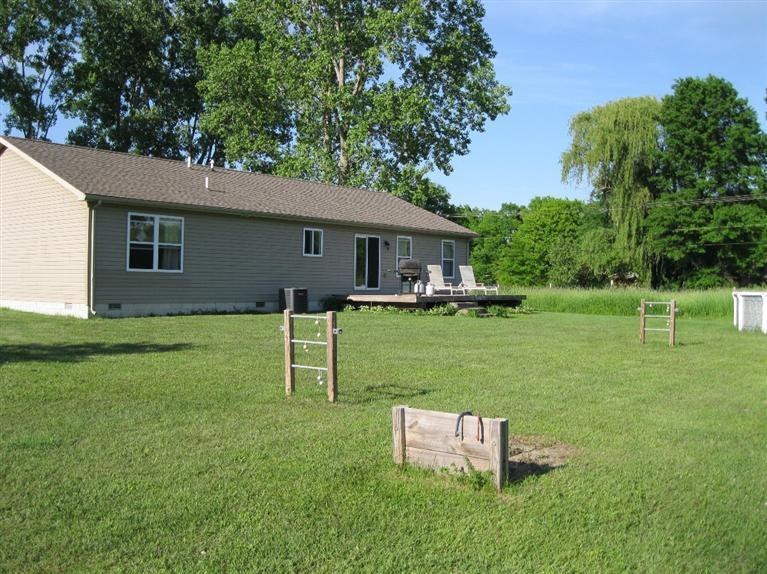 23388 Sherwood Road Belleville, MI 48111 - Photo 18 of 28 Photo 18
