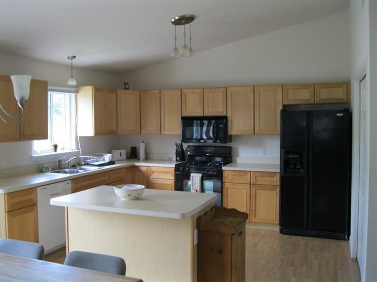 23388 Sherwood Road Belleville, MI 48111 - Photo 3 of 28 Photo 3