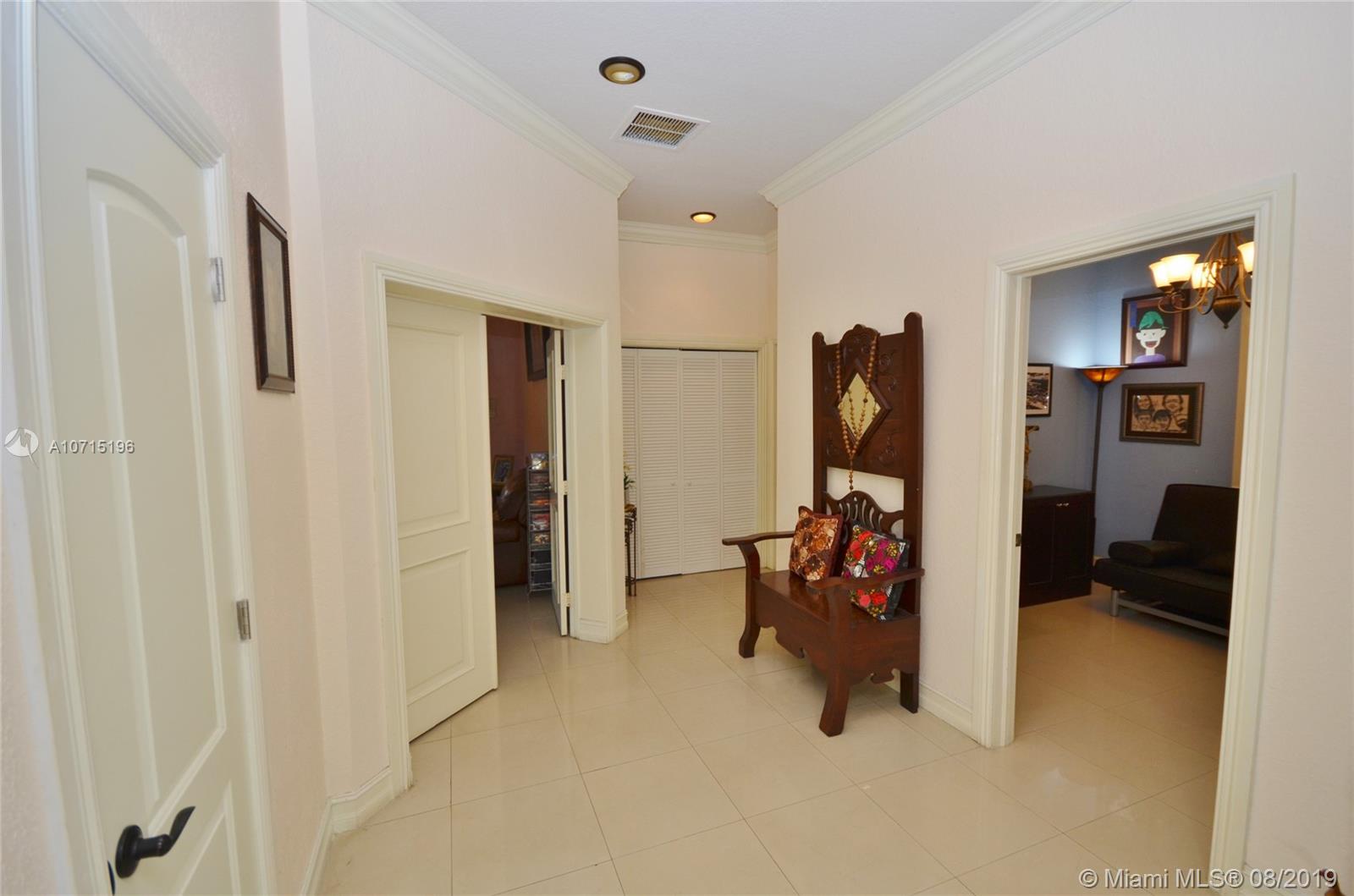 13500 Luray Road Southwest Ranches, FL 33330 - Photo 15 of 24
