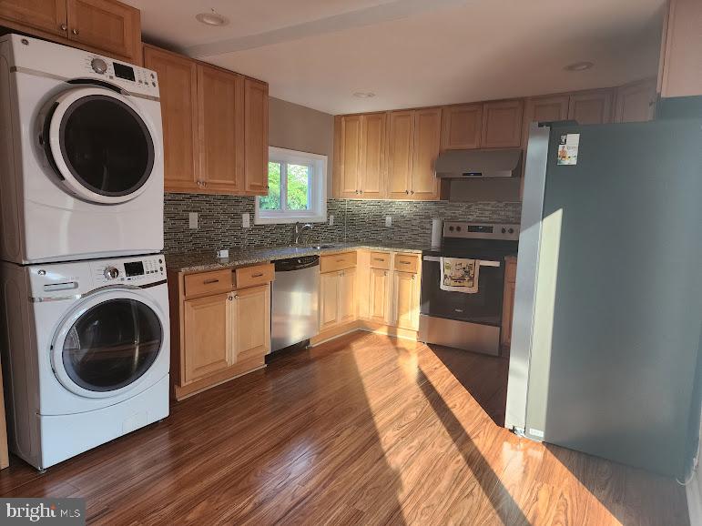 1 Wendover Road Glen Burnie, MD 21060 - Photo 11 of 41 Kitchen, Laundry & dining