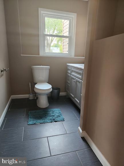 1 Wendover Road Glen Burnie, MD 21060 - Photo 13 of 41 Half main level Bath