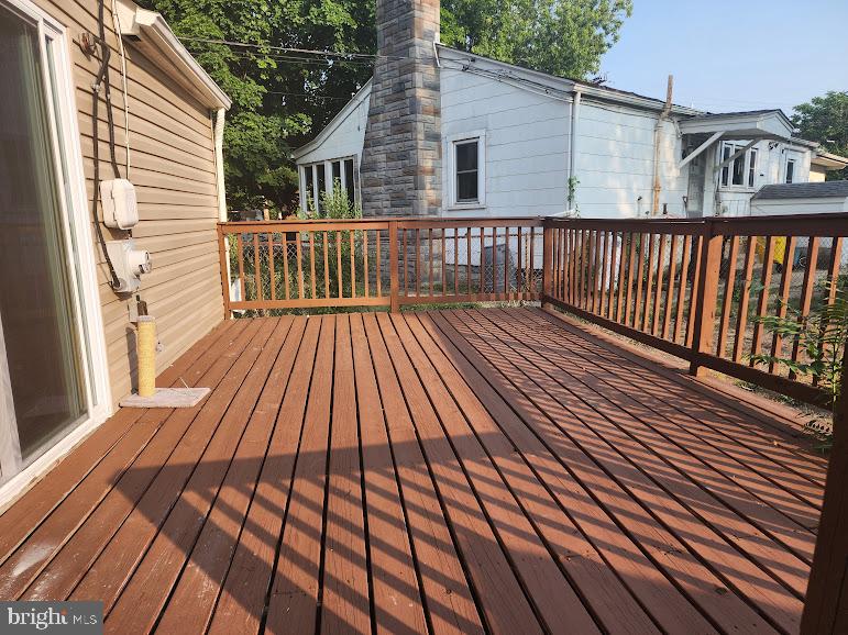 1 Wendover Road Glen Burnie, MD 21060 - Photo 27 of 41 Large Back Deck