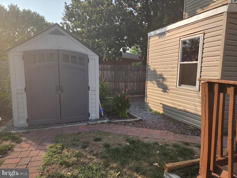 1 Wendover Road Glen Burnie, MD 21060 - Photo 32 of 41 Back view and Shed