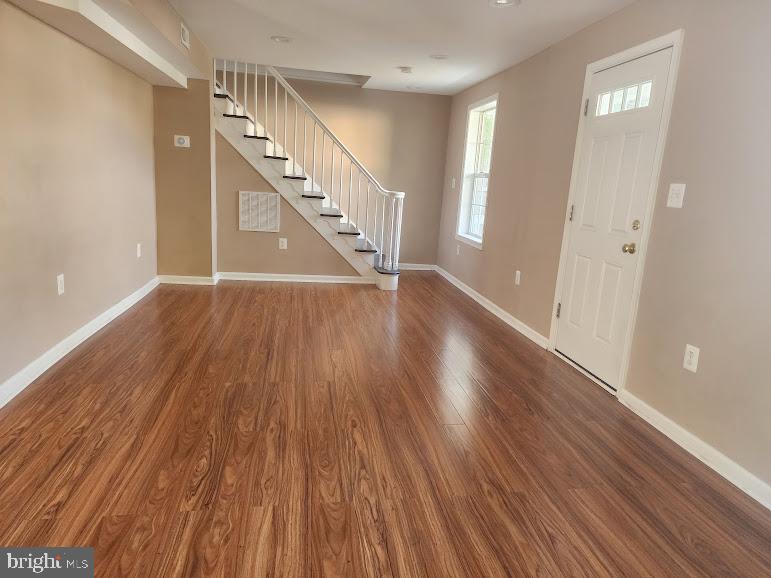 1 Wendover Road Glen Burnie, MD 21060 - Photo 8 of 41 Large Living room