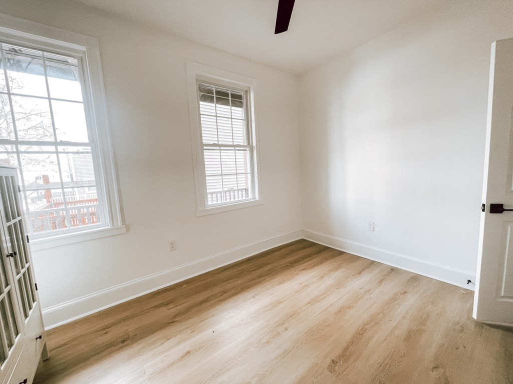 470 East 7th Street, Unit 4 Boston, MA 02127 - Photo 13 of 16