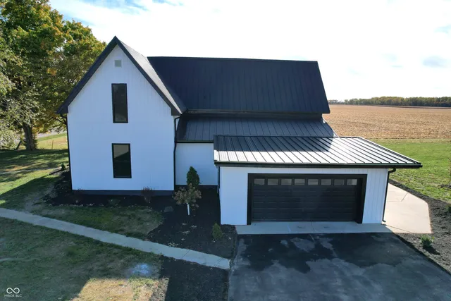 $575,000 | 8061 Highway 47, Crawfordsville, IN 47933