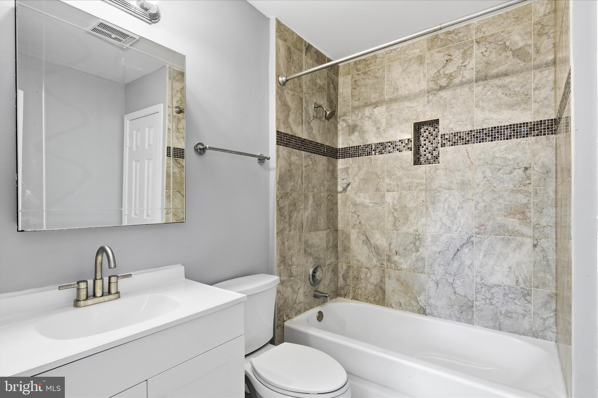 12214 Dumfries Road Manassas, VA 20112 - Photo 29 of 39 Gallery Image 29