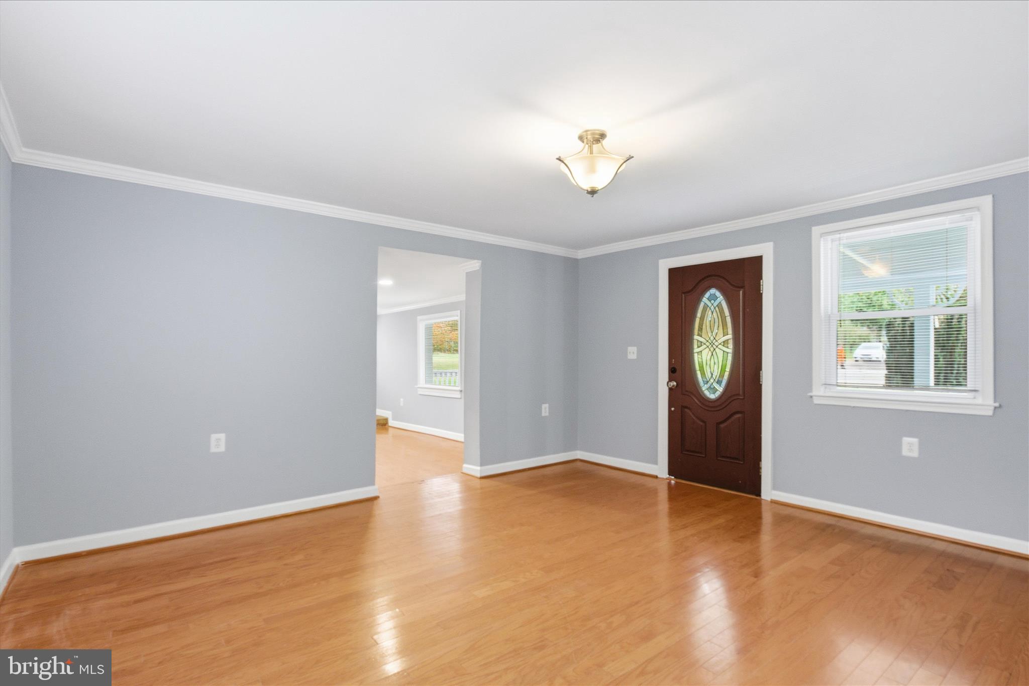 12214 Dumfries Road Manassas, VA 20112 - Photo 9 of 39 Gallery Image 9