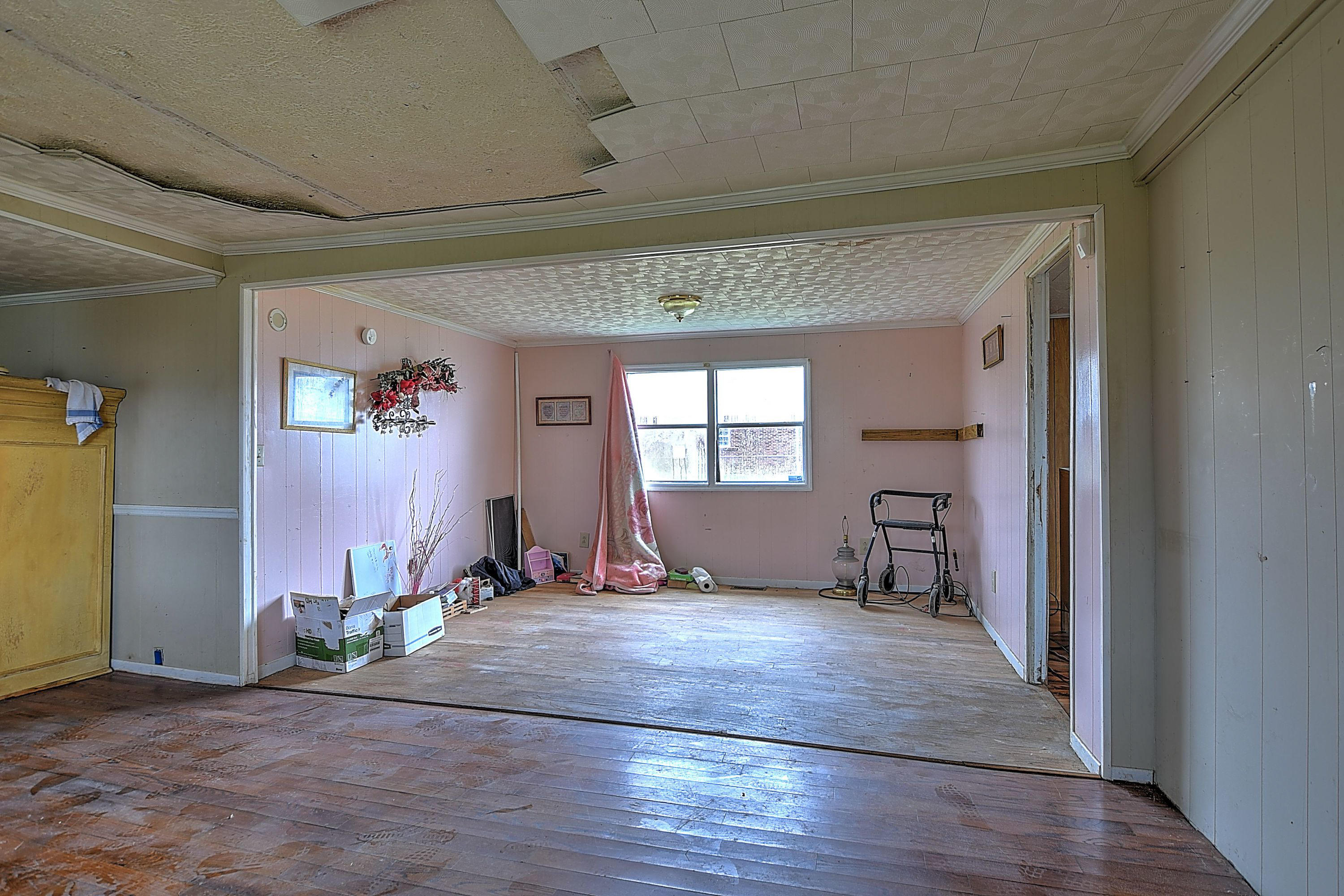 119 Beryl Fletcher Road Elizabethton, TN 37643 - Photo 4 of 19 119 Beryl Fletcher-5