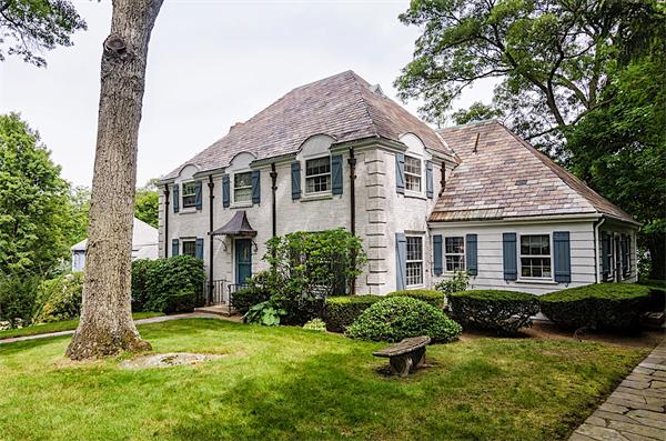 31 Shady Hill Road Newton, MA 02461 - Photo 1 of 13 Gallery Image 1
