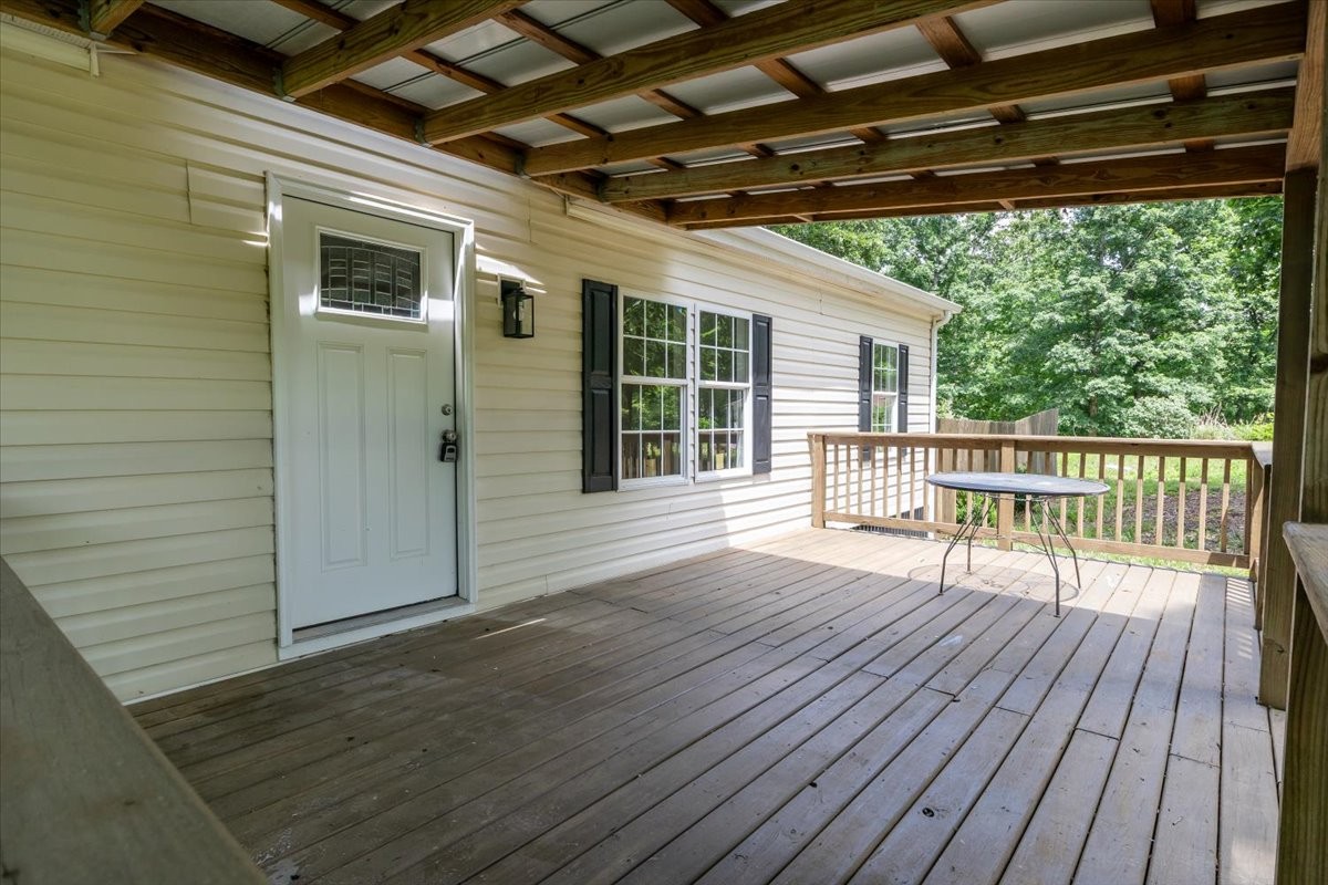 10410 Ridgecrest Drive Bon Aqua, TN 37025 - Photo 5 of 31