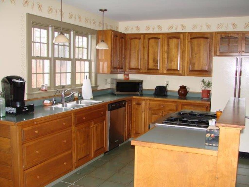 660 Battle Ridge Road Clinton, ME 04927 - Photo 2 of 26 Photo