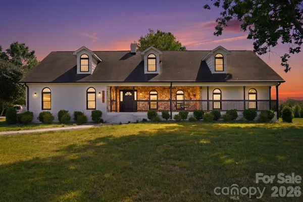 $824,900 | 5009 Hemby Road, Matthews, NC 28104