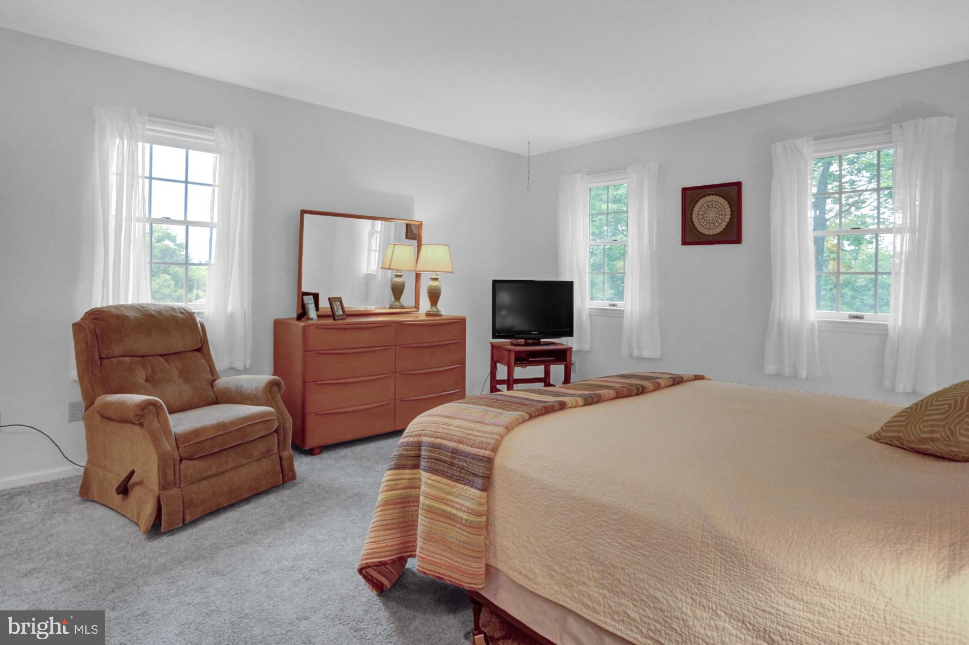 1625 North Valley Road Pottstown, PA 19464 - Photo 12 of 27 Gallery Image 12