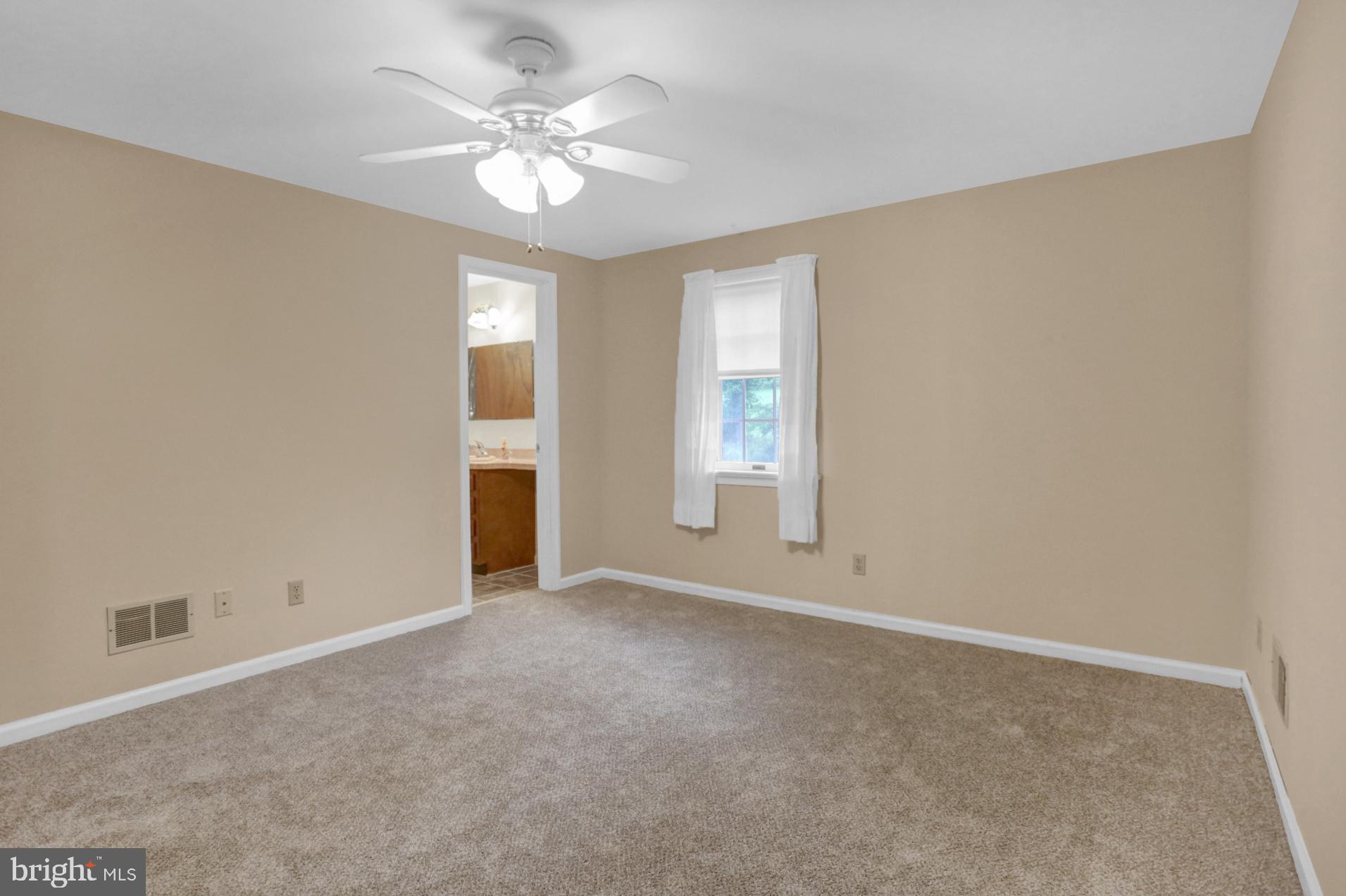 1625 North Valley Road Pottstown, PA 19464 - Photo 21 of 27 Gallery Image 21
