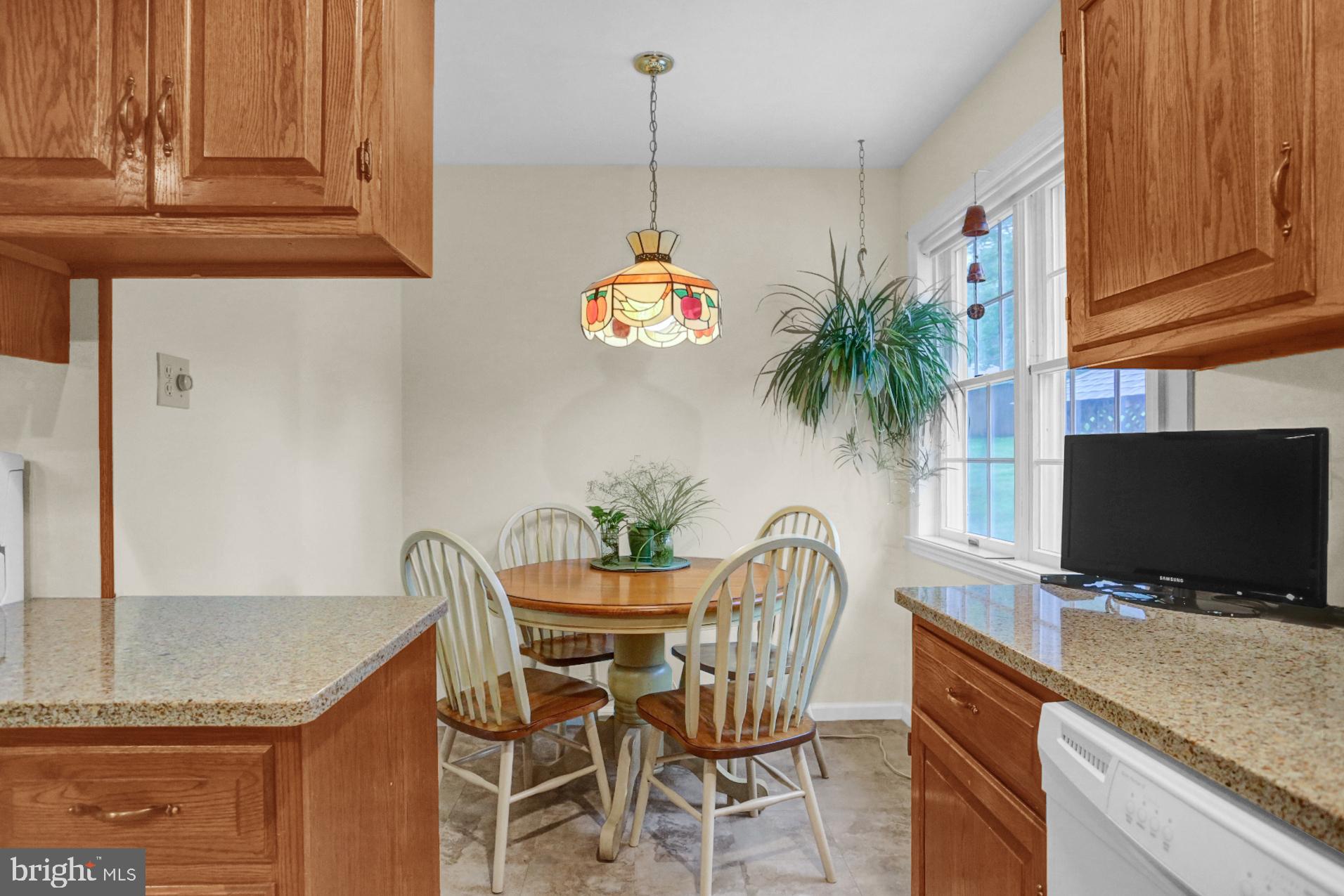 1625 North Valley Road Pottstown, PA 19464 - Photo 8 of 27 Gallery Image 8