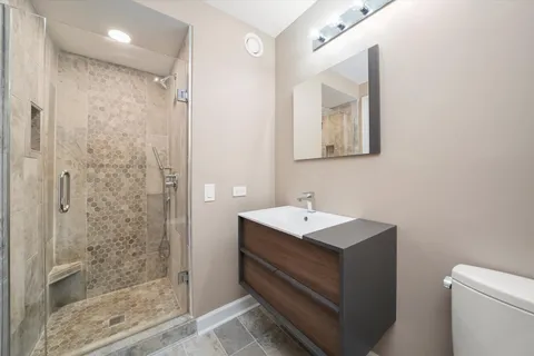 $499,000 | 345 North LaSalle Drive, Unit 2901, Chicago, IL 60654