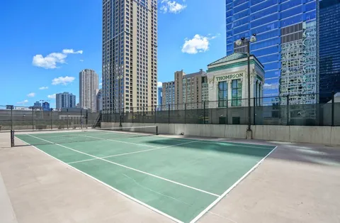 $499,000 | 345 North LaSalle Drive, Unit 2901, Chicago, IL 60654