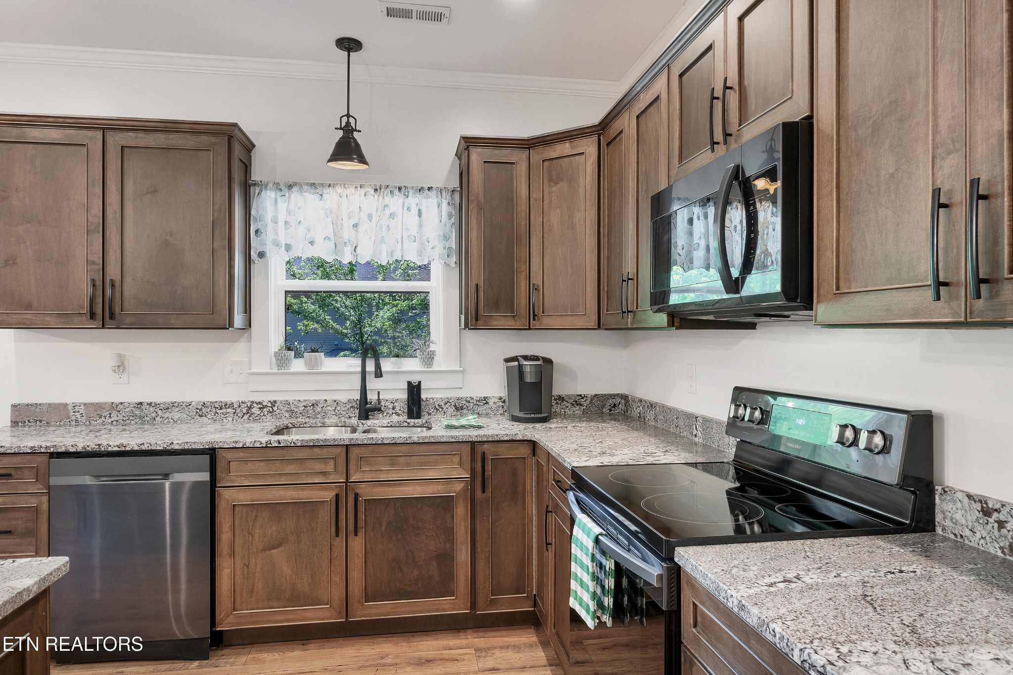 1508 Roxy Lane Maryville, TN 37803 - Photo 17 of 46