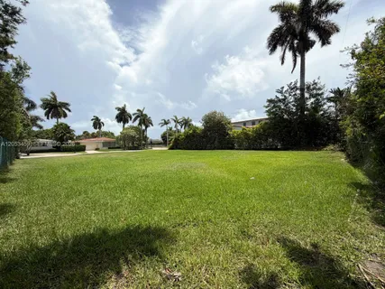 $4,500,000 | 1310 95th Street, Bay Harbor Islands, FL 33154