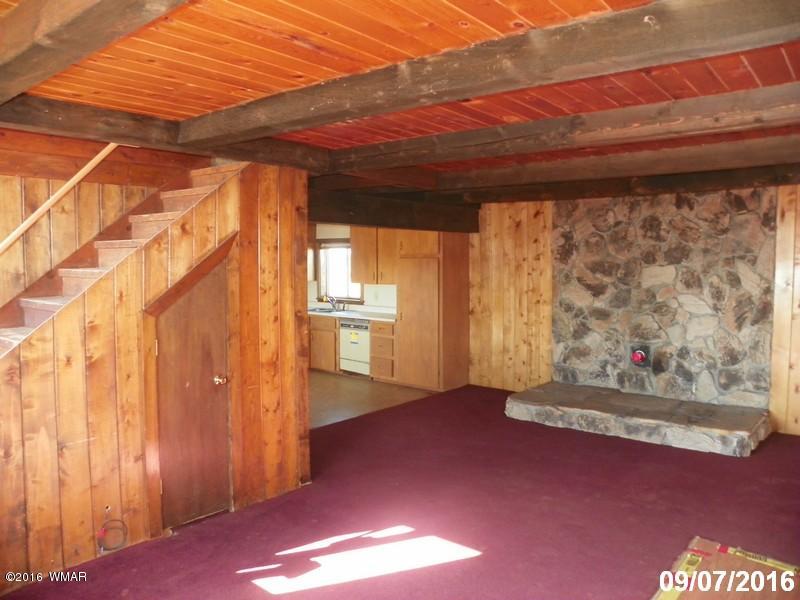 8299 Nutt Lane Snowflake, AZ 85937 - Photo 14 of 28 a view of an empty room with a window