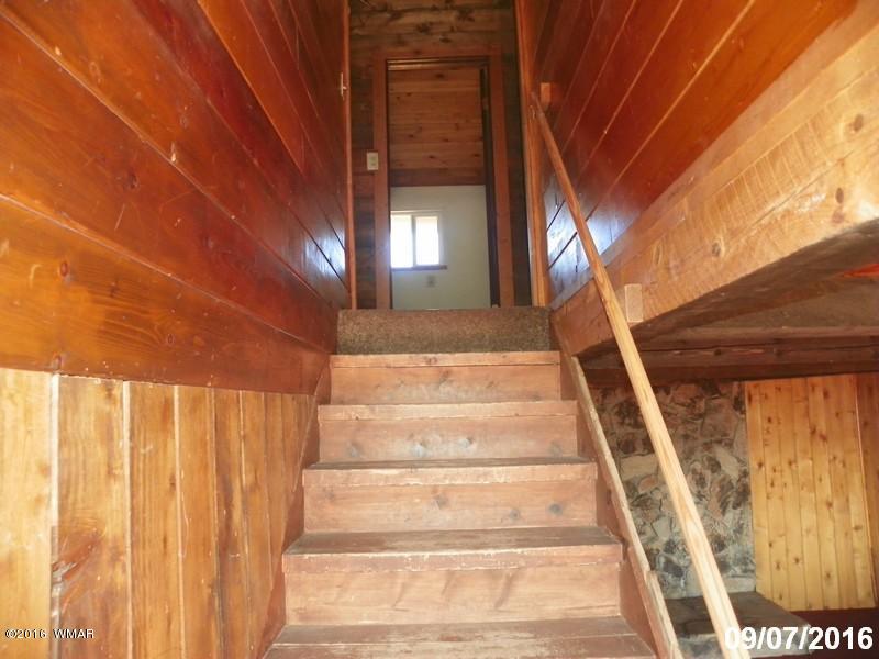8299 Nutt Lane Snowflake, AZ 85937 - Photo 16 of 28 a view of entryway