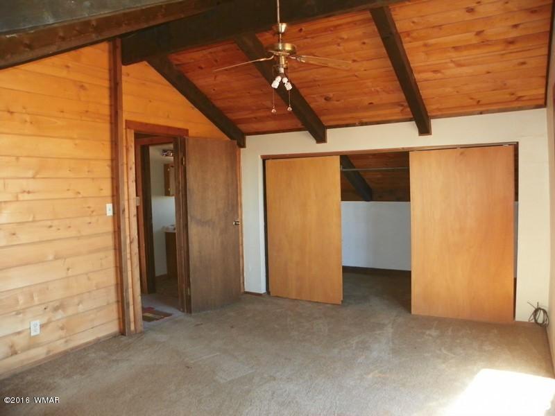 8299 Nutt Lane Snowflake, AZ 85937 - Photo 19 of 28 a view of entryway