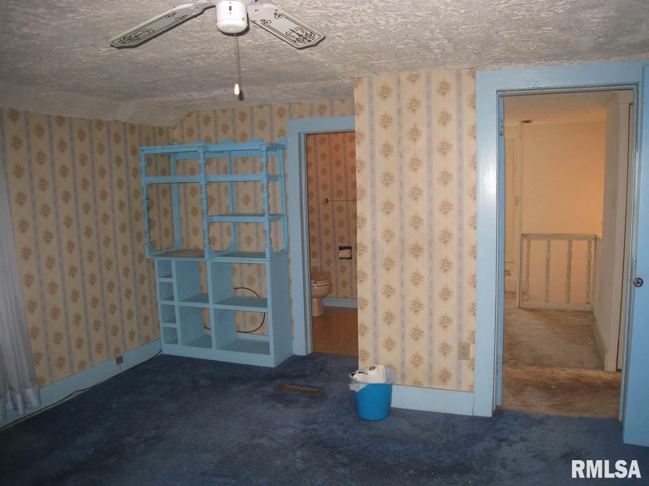 922 4th Avenue Moline, IL 61265 - Photo 12 of 25 Gallery Image 12