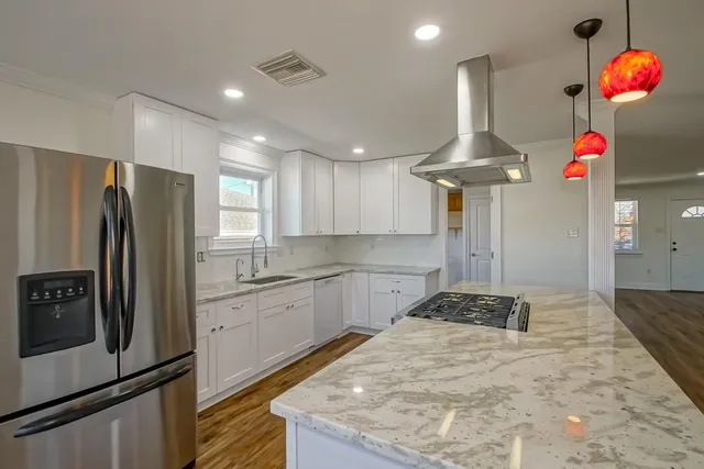 $425,000 | 4624 Barnett Street, Metairie, LA 70006